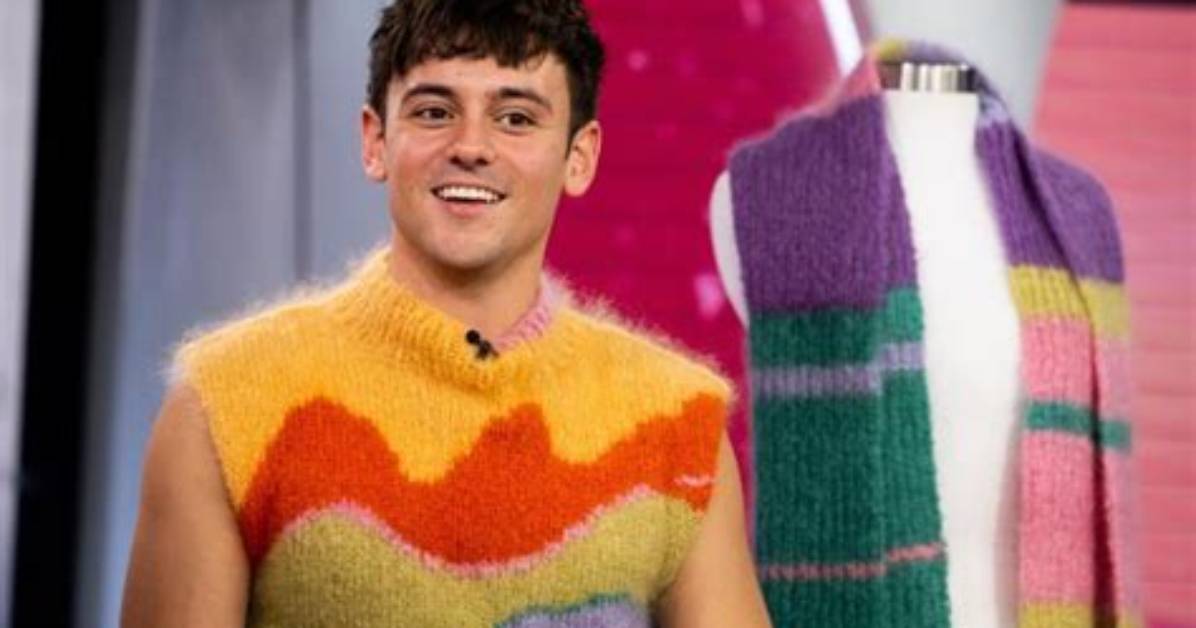 Tom Daley Wears Sweater He Knitted Himself on "Today"