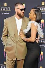 Travis Kelce's Gf Kayla Nicole Interrupts Gaming Sesh with Ass Shake-Orama Travis Kelce Gf Interrupts Gaming Sesh. .. Ass Shake-Orama! !! 2.1K 4/10/2020 3:06 Pm Pt