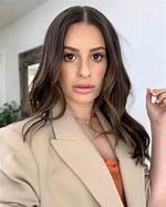 Twitter Fans Request to Smell Lea Michele’s Feet?