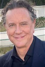 What Happened to Judge Reinhold? Actor from “Arrested Development” Was Charged for Disorderly Conduct.