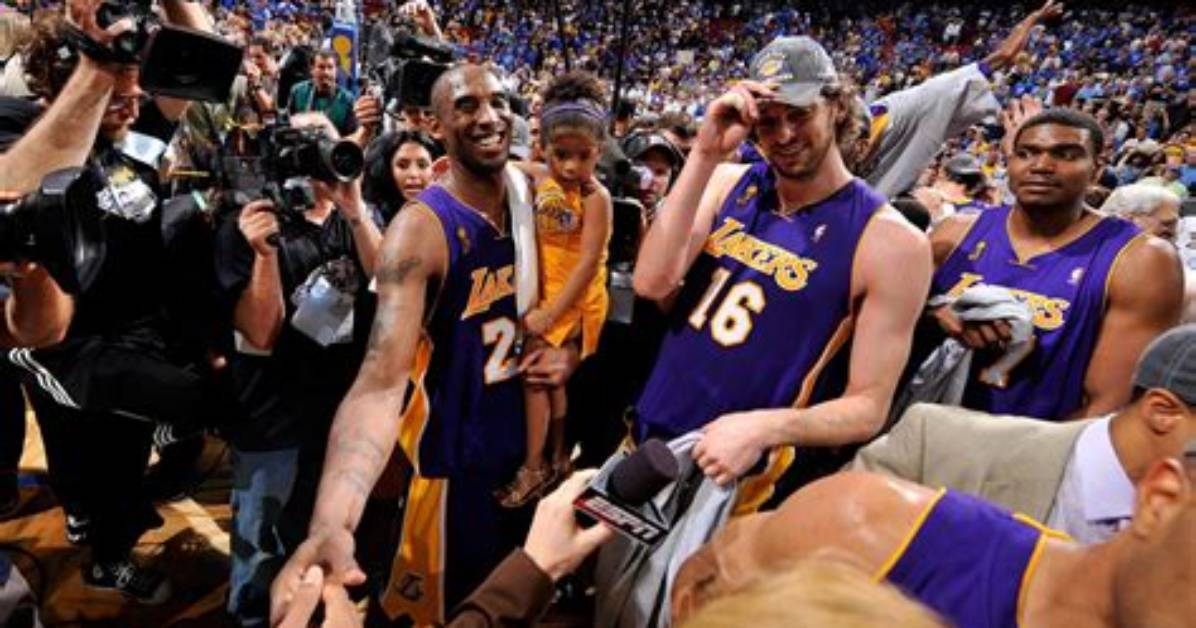 When Kobe Bryant Showed up to Pau Gasol’s Room at 1:30 Am to Welcome Him to the Lakers