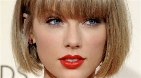 Why Fans Think Taylor Swift Might Release a New Secret Album