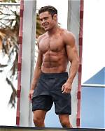 Zac Efron Shirtless Photos: Hottest Moments over the Year's
